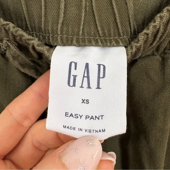 GAP olive cargo easy Pants - Picture 6 of 7